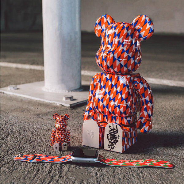 MEDICOM TOY, BE@RBRICK Barry McGee 100% & 400% + Apple Watch Sport Band 44mm.